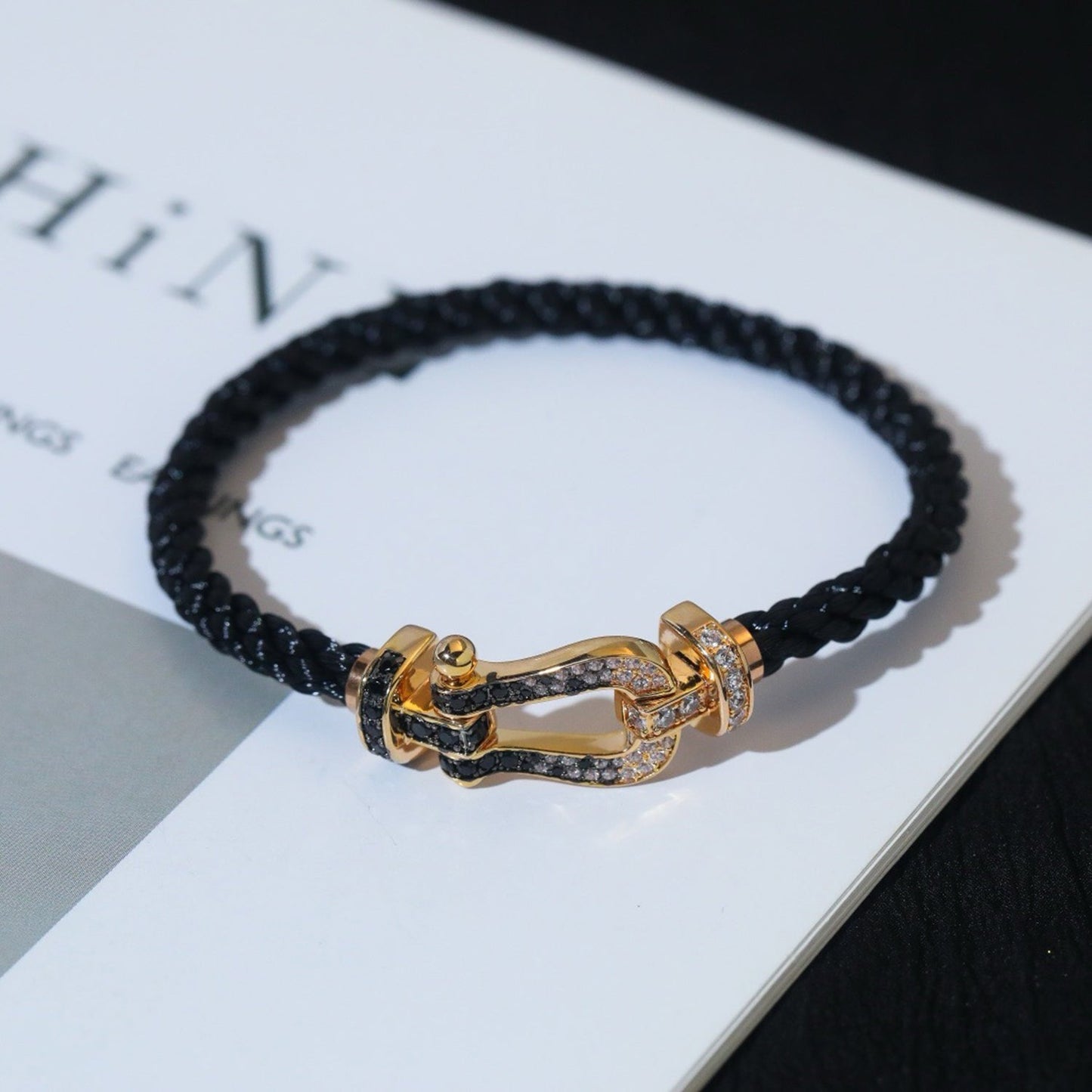 [Psychic Jewelrys]FORCE LARGE HORSESHOE BLACK WHITE DIAMOND BRACELET SILVER