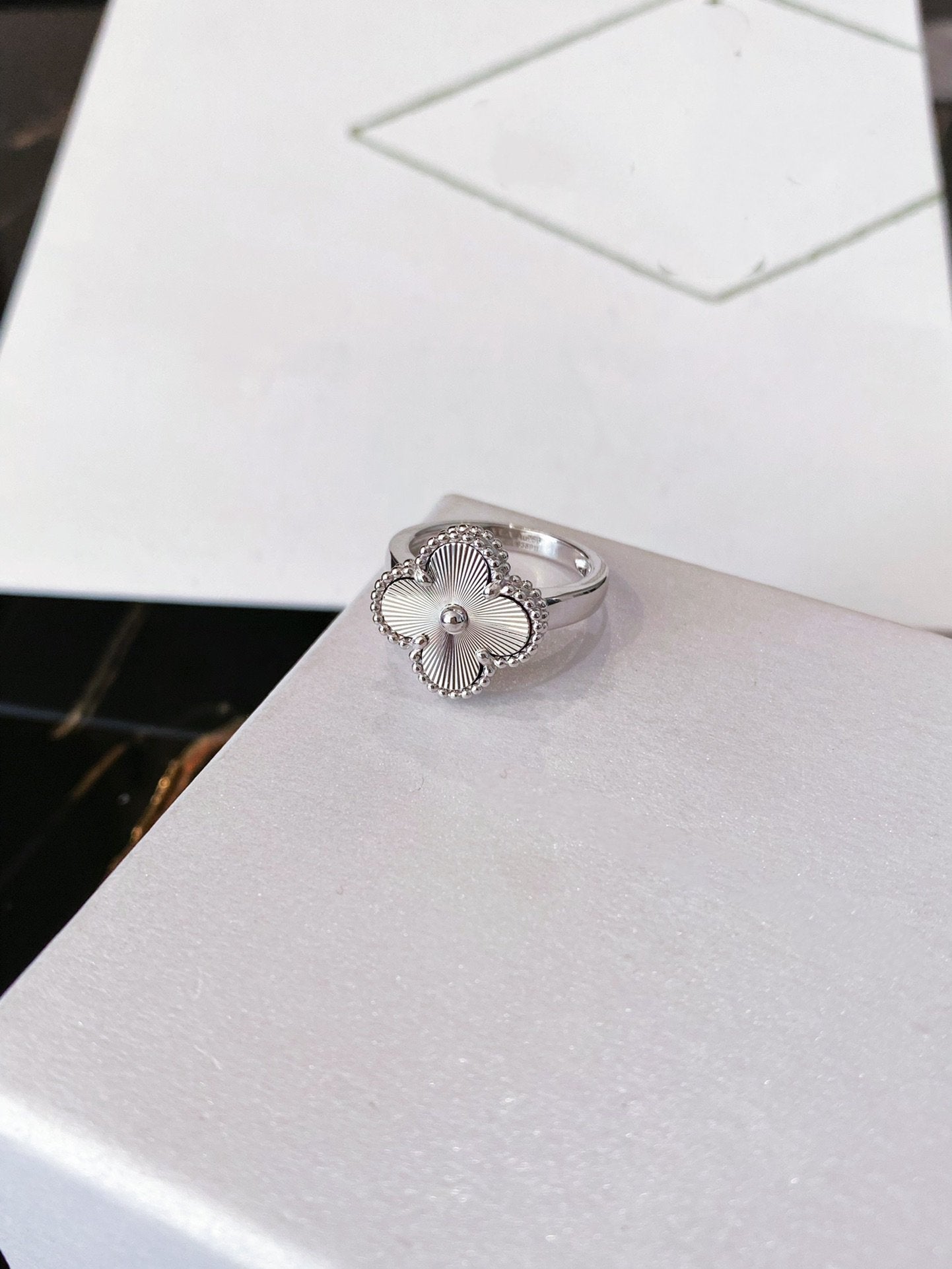 [Psychic Jewelrys]CLOVER SILVER RING