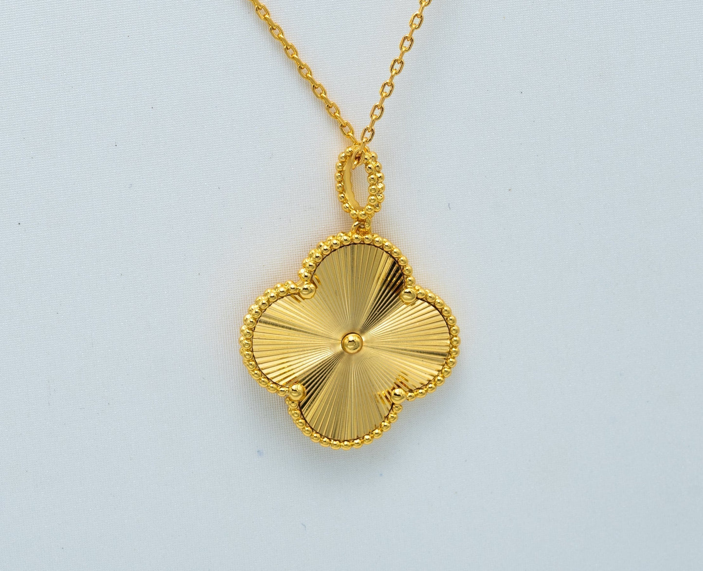 [Psychic Jewelrys]CLOVER 25MM PEDANT NECKLACE GOLD