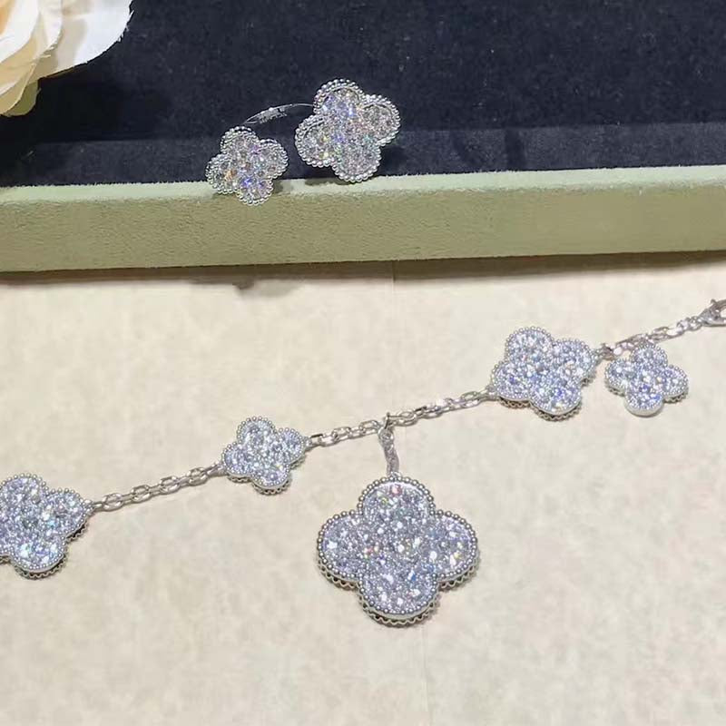 [Psychic Jewelrys]CLOVER 6 MOTIFS SILVER DIAMOND BRACELET