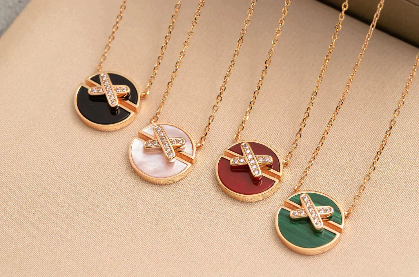 [Psychic Jewelrys]JEUX DE ROSE GOLD DIAMOND NECKLACE
