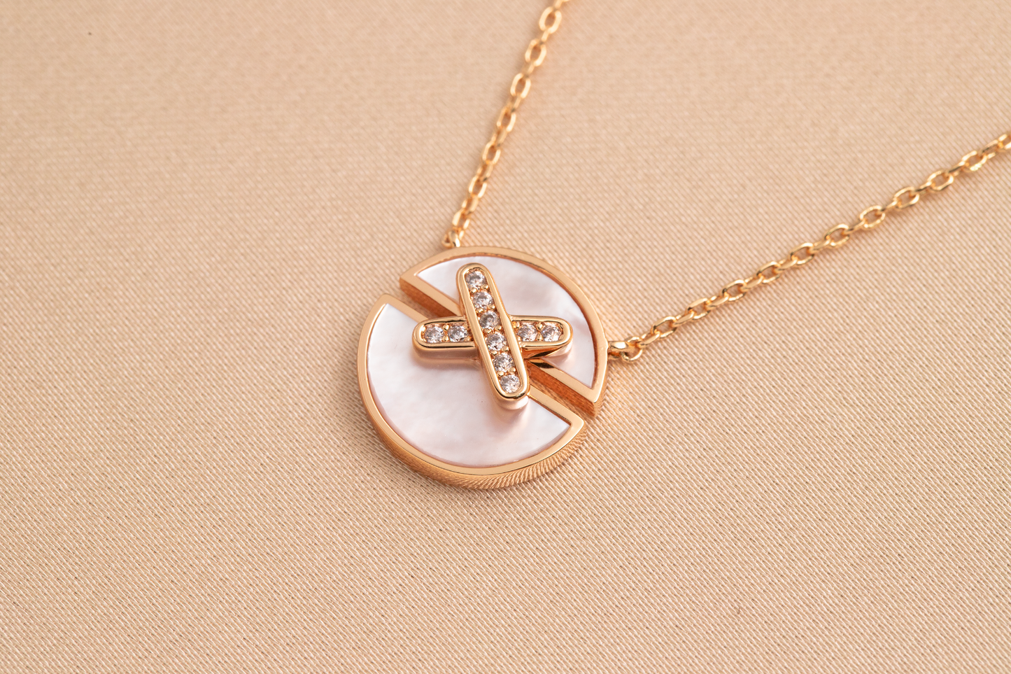 [Psychic Jewelrys]JEUX DE PINK GOLD DIAMOND NECKLACE