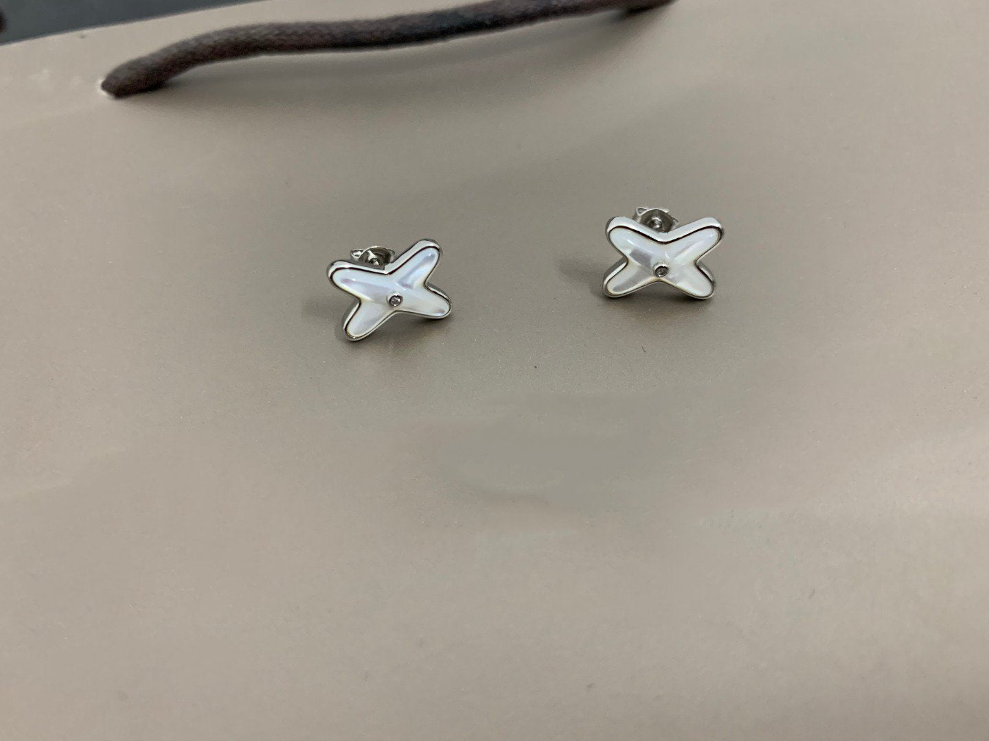 [Psychic Jewelrys]JEUX DE WHITE MOP SILVER DIAMOND EARRINGS
