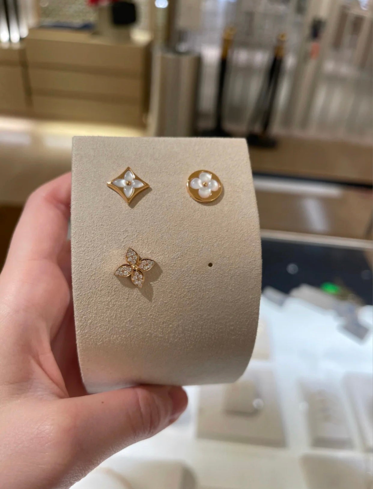 [Psychic Jewelrys]STAR BLOSSOM STUD EARRINGS PINK GOLD DIAMONDS