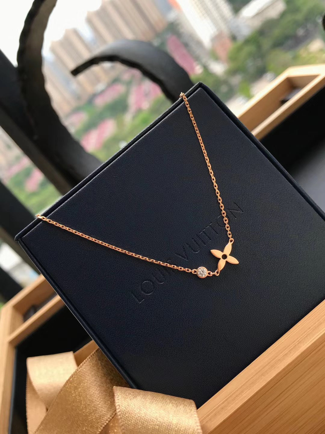 [Psychic Jewelrys]BLOSSOM PENDANT PINK GOLD AND DIAMOND