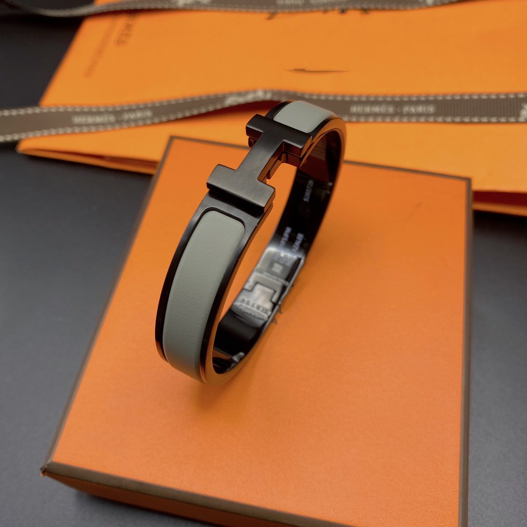 [Psychic Jewelrys]CLIC HM SO BLACK GREY BRACELET