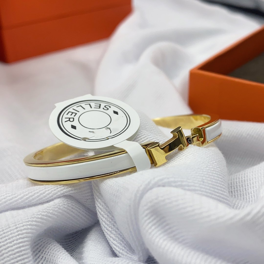[Psychic Jewelrys]CLASSIC HM CLIC WHITE 8MM ENAMEL BRACELET