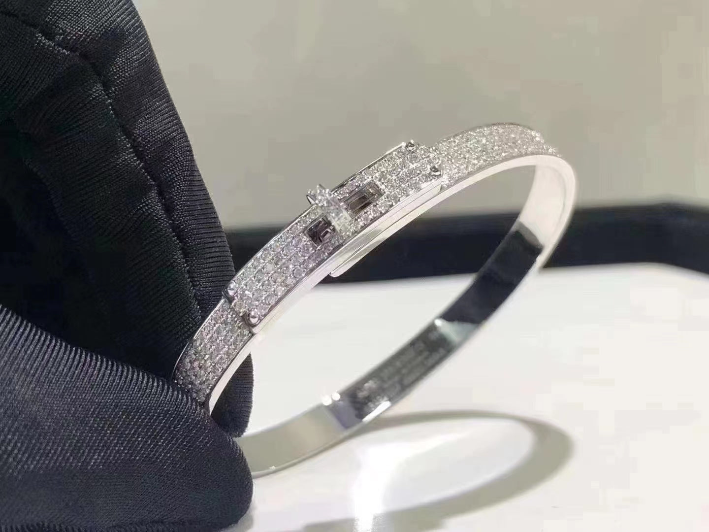 [Psychic Jewelrys]HM KELLY BRACELET IN SILVER AND FULL PAVE DIAMOND