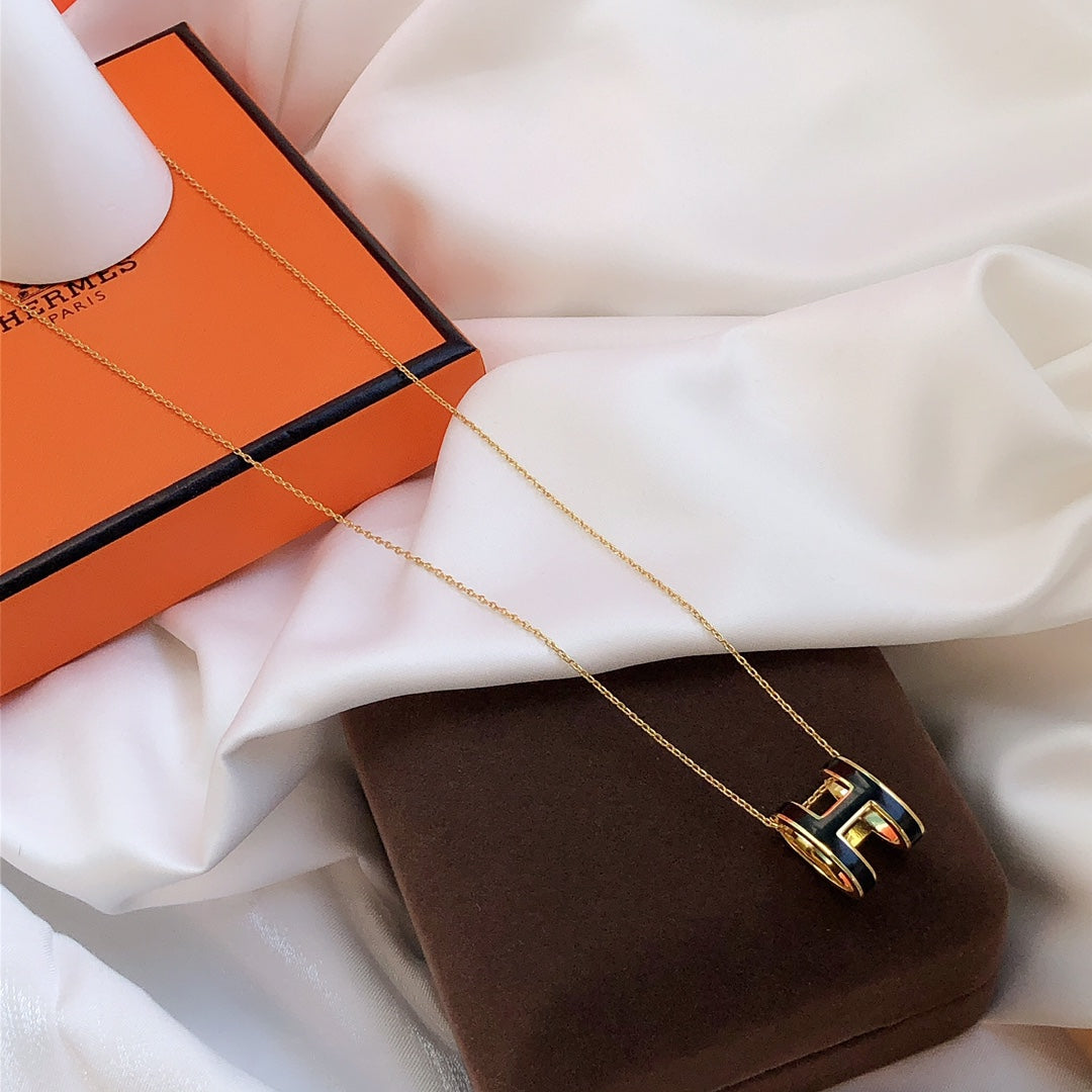 [Psychic Jewelrys]HM CLIC BLACK ENAMEL GOLD NECKLACE
