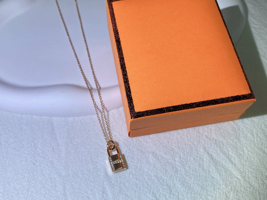 [Psychic Jewelrys]HM ADVANCED NICHE LOCK HEAD NECKLACE DIAMONDS