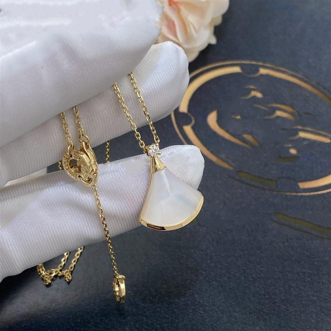 [Psychic Jewelrys]DREAM NECKLACE WHITE MOP GOLD 1 DIAMOND