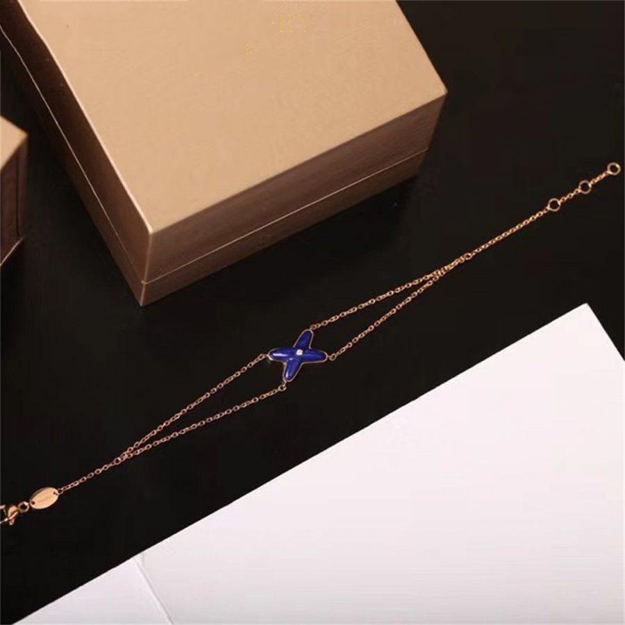 [Psychic Jewelrys]Hollow Design Four-Leaf Clover Flower Shape Ring