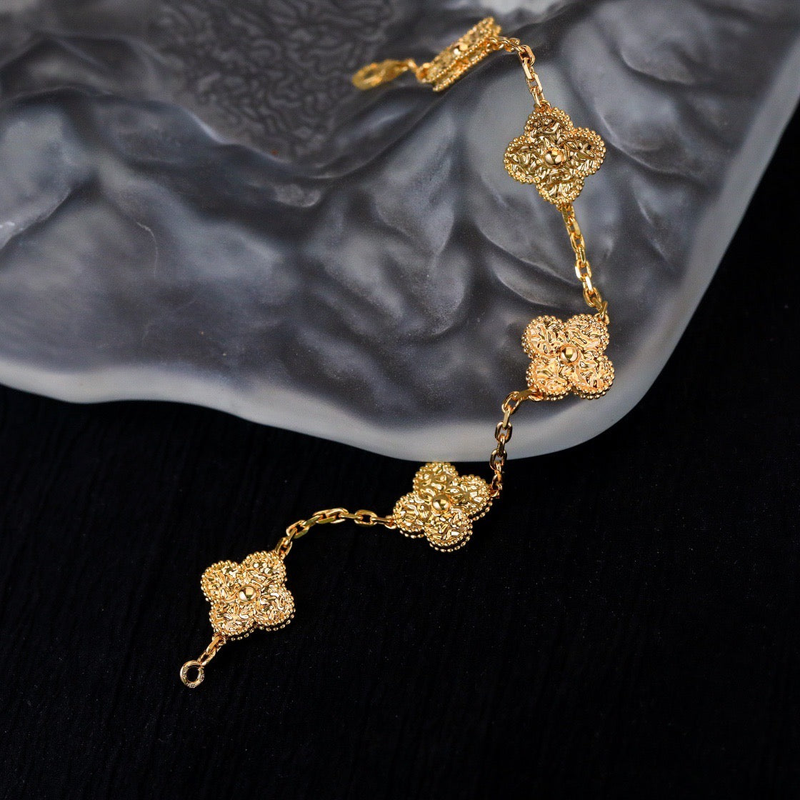 [Psychic Jewelrys]CLOVER 5 MOTIFS BRONZING BRACELET