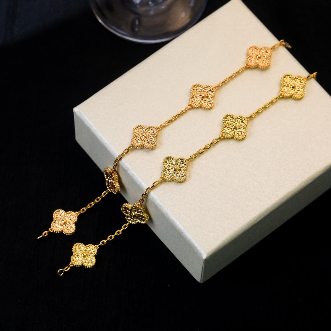 [Psychic Jewelrys]CLOVER 5 MOTIFS BRONZING BRACELET