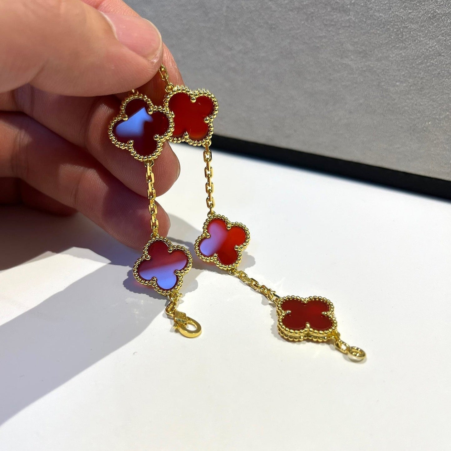 [Psychic Jewelrys]CLOVER 5 MOTIFS RED AGATE  BRACELET