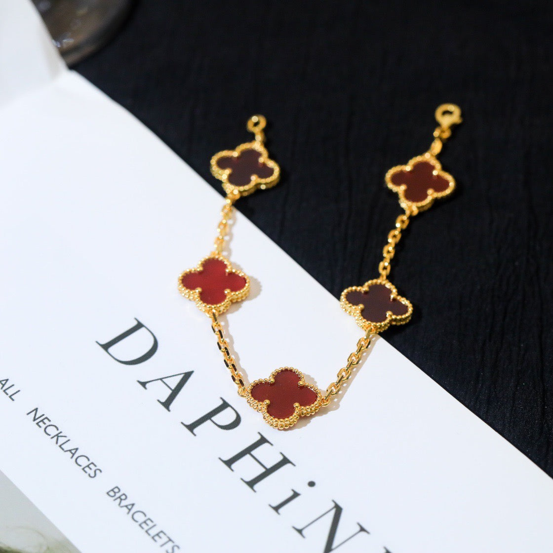 [Psychic Jewelrys]CLOVER 5 MOTIFS RED AGATE  BRACELET