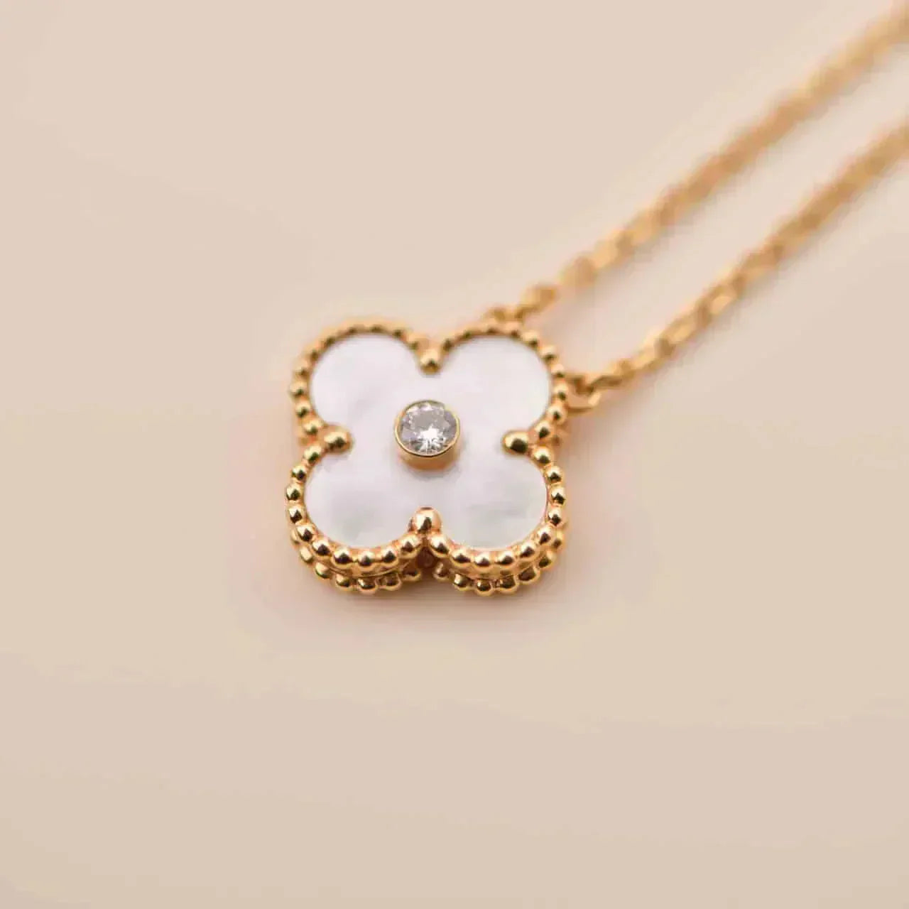 [Psychic Jewelrys]CLOVER 15MM DIAMOND WHITE FRITILLARIA NECKLACE