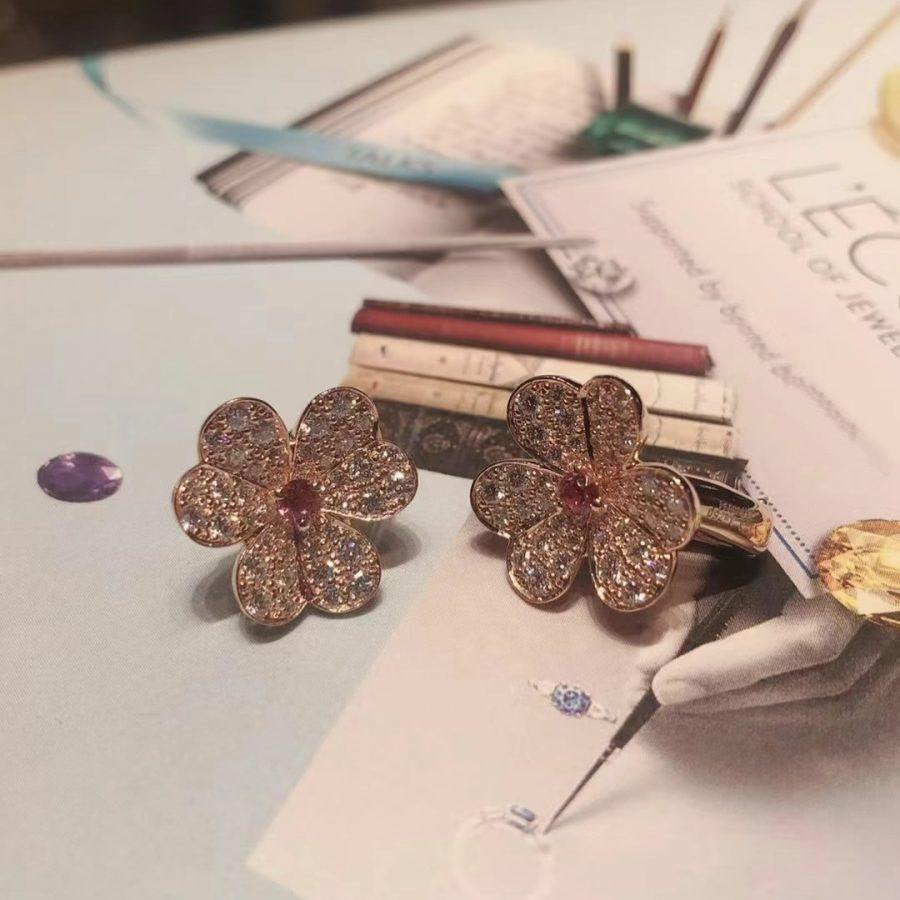 [Psychic Jewelrys]FRIVOLE PINK GOLD FLOWER DIAMOND EARRINGS