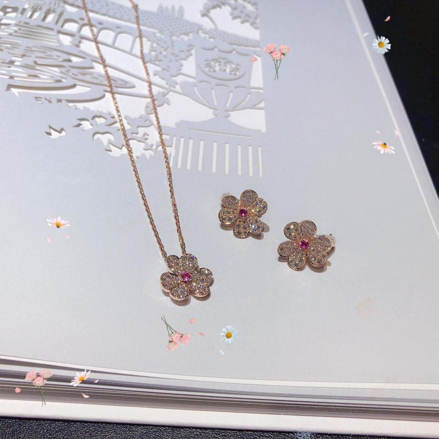 [Psychic Jewelrys]FRIVOLE ROSE GOLD FLOWER DIAMOND NECKLACE