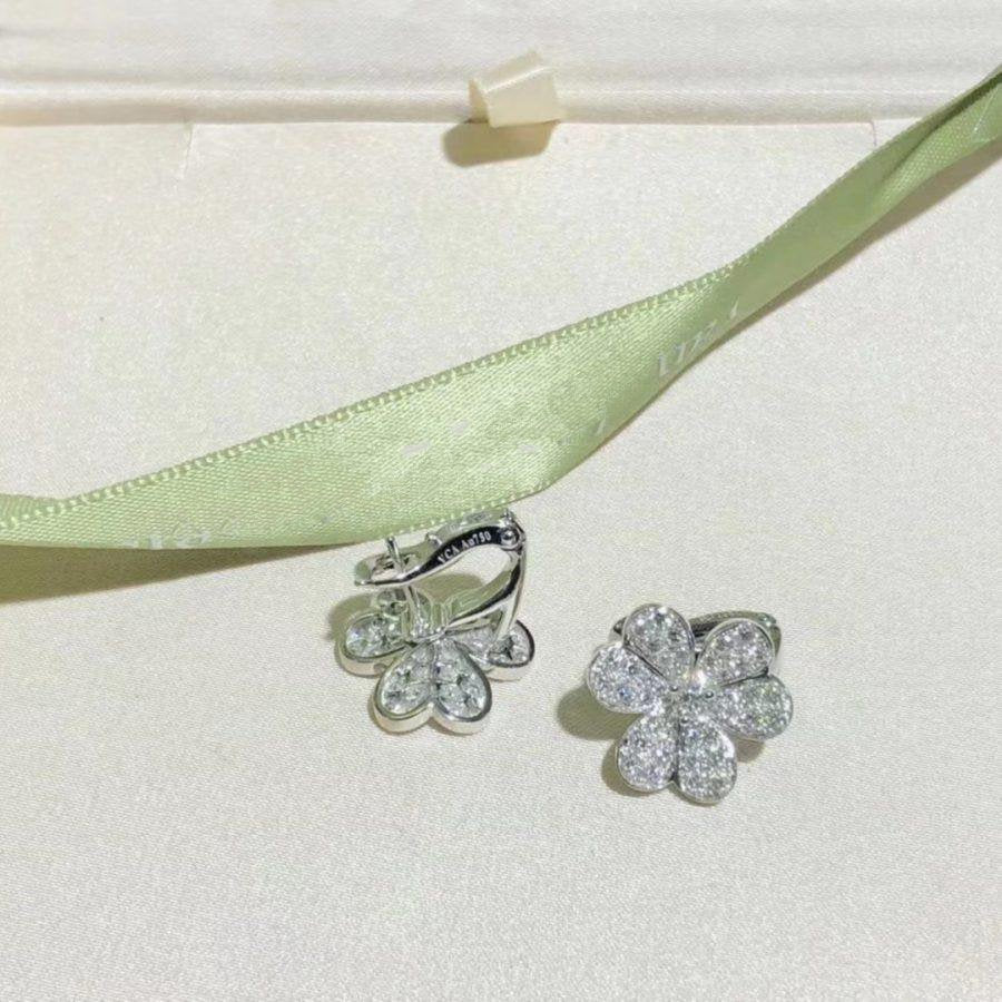 [Psychic Jewelrys]FRIVOLE SILVER FLOWER DIAMOND EARRINGS