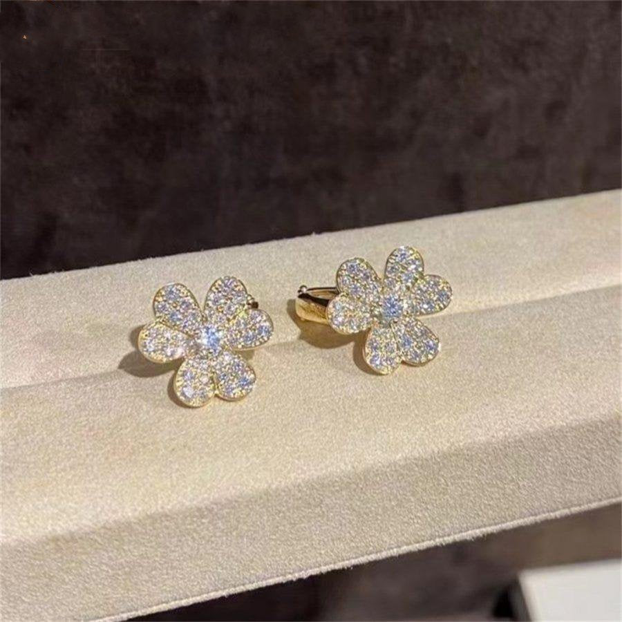 [Psychic Jewelrys]FRIVOLE GOLD FLOWER DIAMOND EARRINGS
