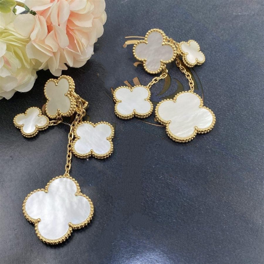 [Psychic Jewelrys]CLOVER EARRINGS WHITE MOP 4 MOTIFS GOLD