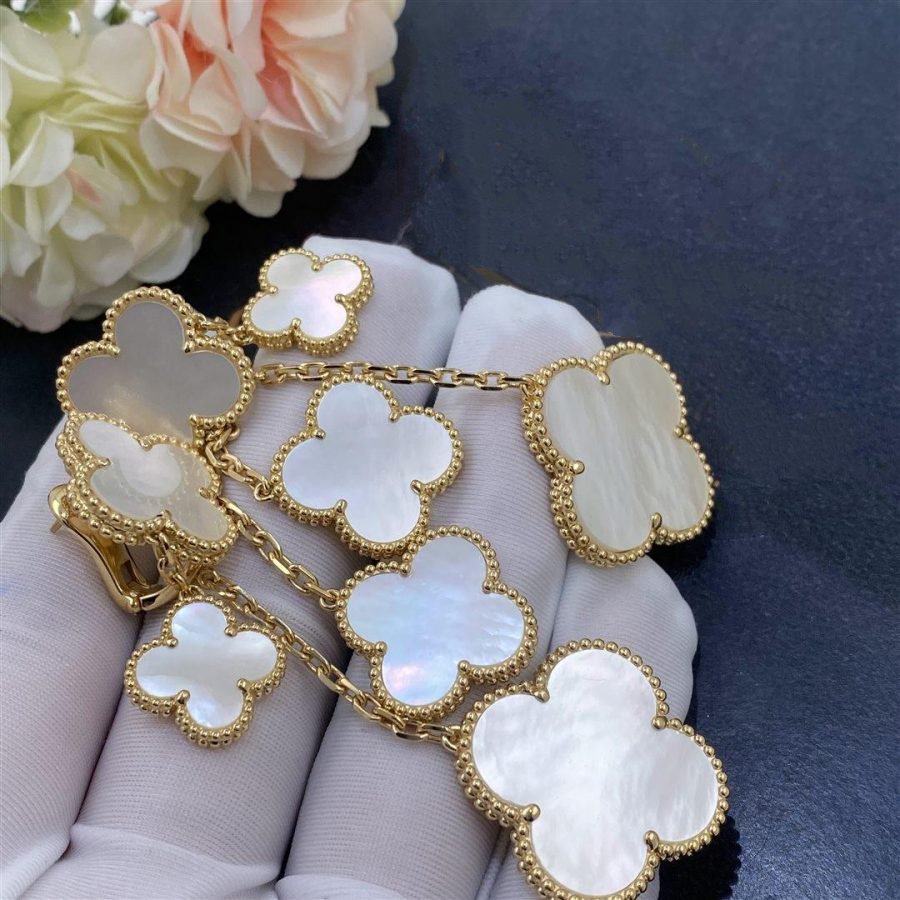 [Psychic Jewelrys]CLOVER EARRINGS WHITE MOP 4 MOTIFS GOLD
