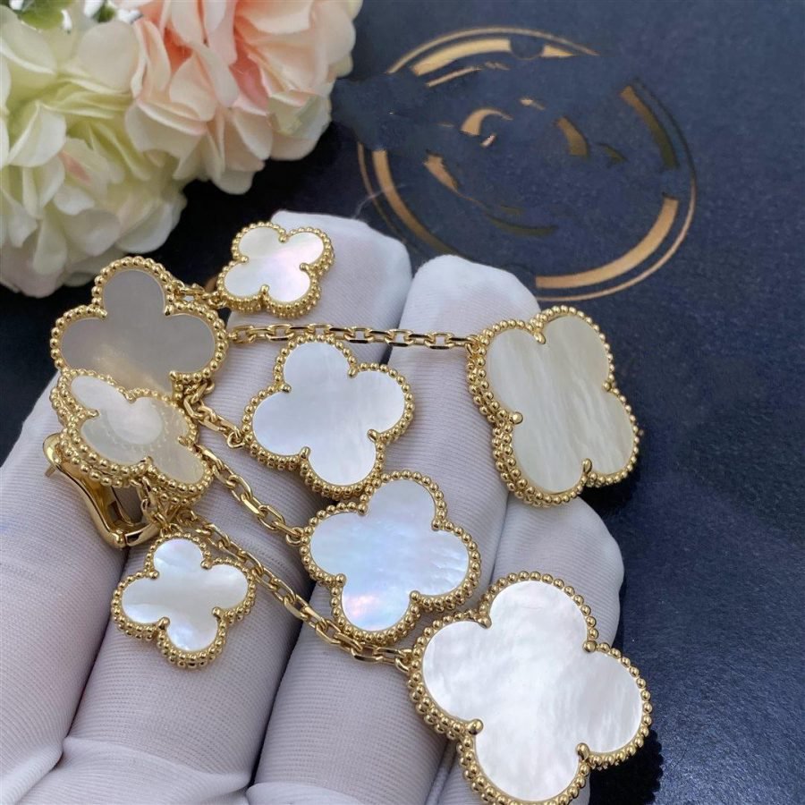 [Psychic Jewelrys]CLOVER EARRINGS WHITE MOP 4 MOTIFS GOLD