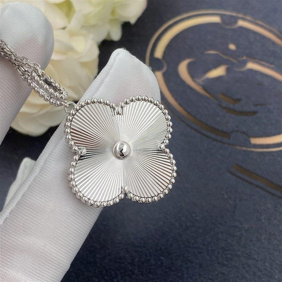 [Psychic Jewelrys]CLOVER 25MM SILVER BIG CLOVER NECKLACE