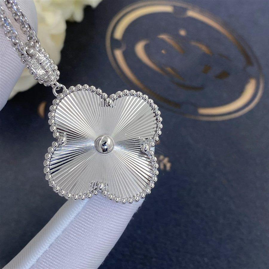 [Psychic Jewelrys]CLOVER 25MM SILVER BIG CLOVER NECKLACE