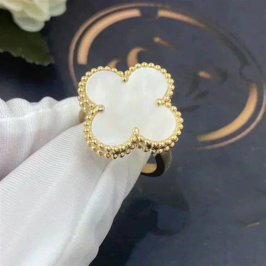 [Psychic Jewelrys]CLOVER WHITE MOP RING