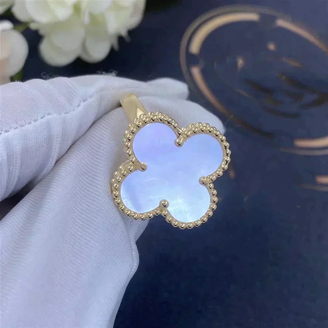 [Psychic Jewelrys]CLOVER WHITE MOP RING