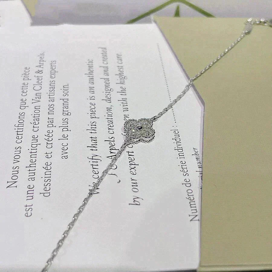 [Psychic Jewelrys]CLOVER  SINGLE FLOWER BRACELET SILVER
