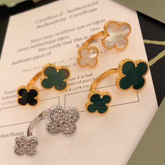 [Psychic Jewelrys]CLOVER BETWEEN THE FINGER RING