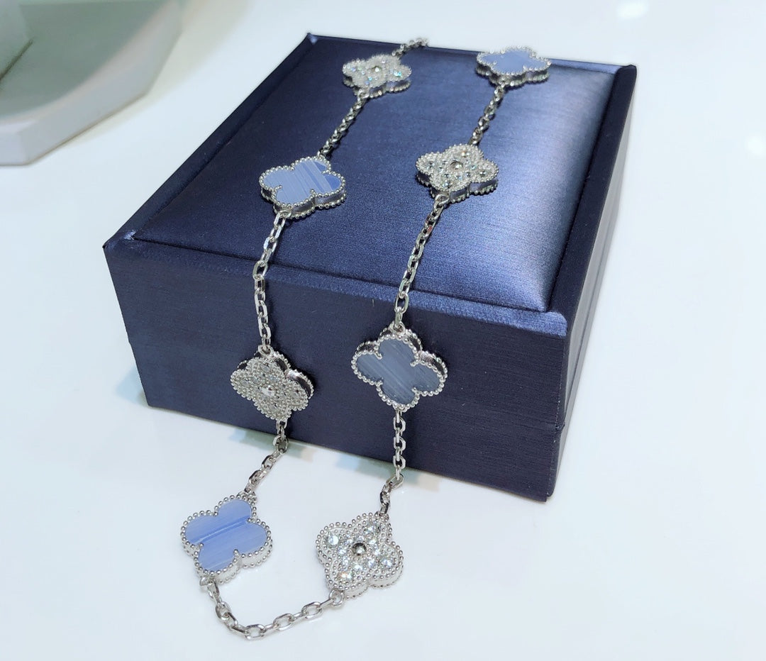 [Psychic Jewelrys]CLOVER 10 MOTIFS CHALCEDONY DIAMONDS SILVER NECKLACE