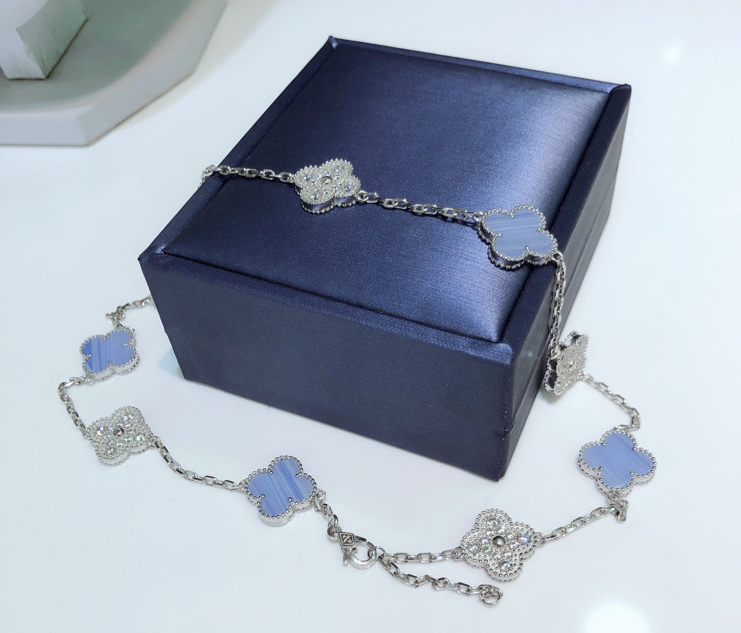 [Psychic Jewelrys]CLOVER 10 MOTIFS CHALCEDONY DIAMONDS SILVER NECKLACE