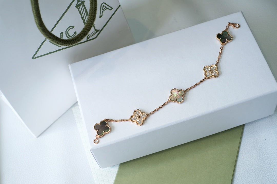 [Psychic Jewelrys]CLOVER 5 MOTIFS DARK MOP AND DIAMONDS PINK GOLD BRACELET