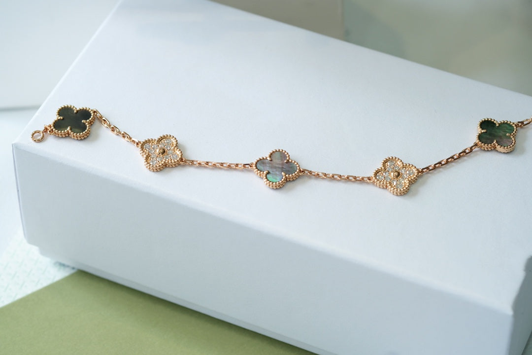 [Psychic Jewelrys]CLOVER 5 MOTIFS DARK MOP AND DIAMONDS PINK GOLD BRACELET