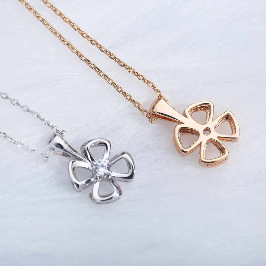 [Psychic Jewelrys]FIOREVER NECKLACE DIAMOND CENTER