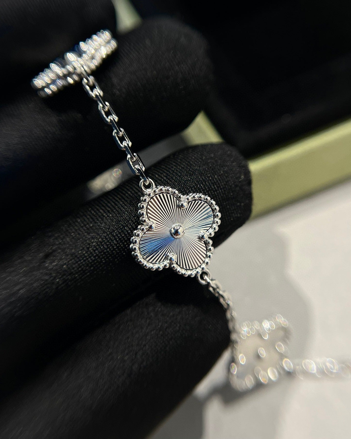[Psychic Jewelrys]CLOVER SILVER 5 MOTIFS BRACELET