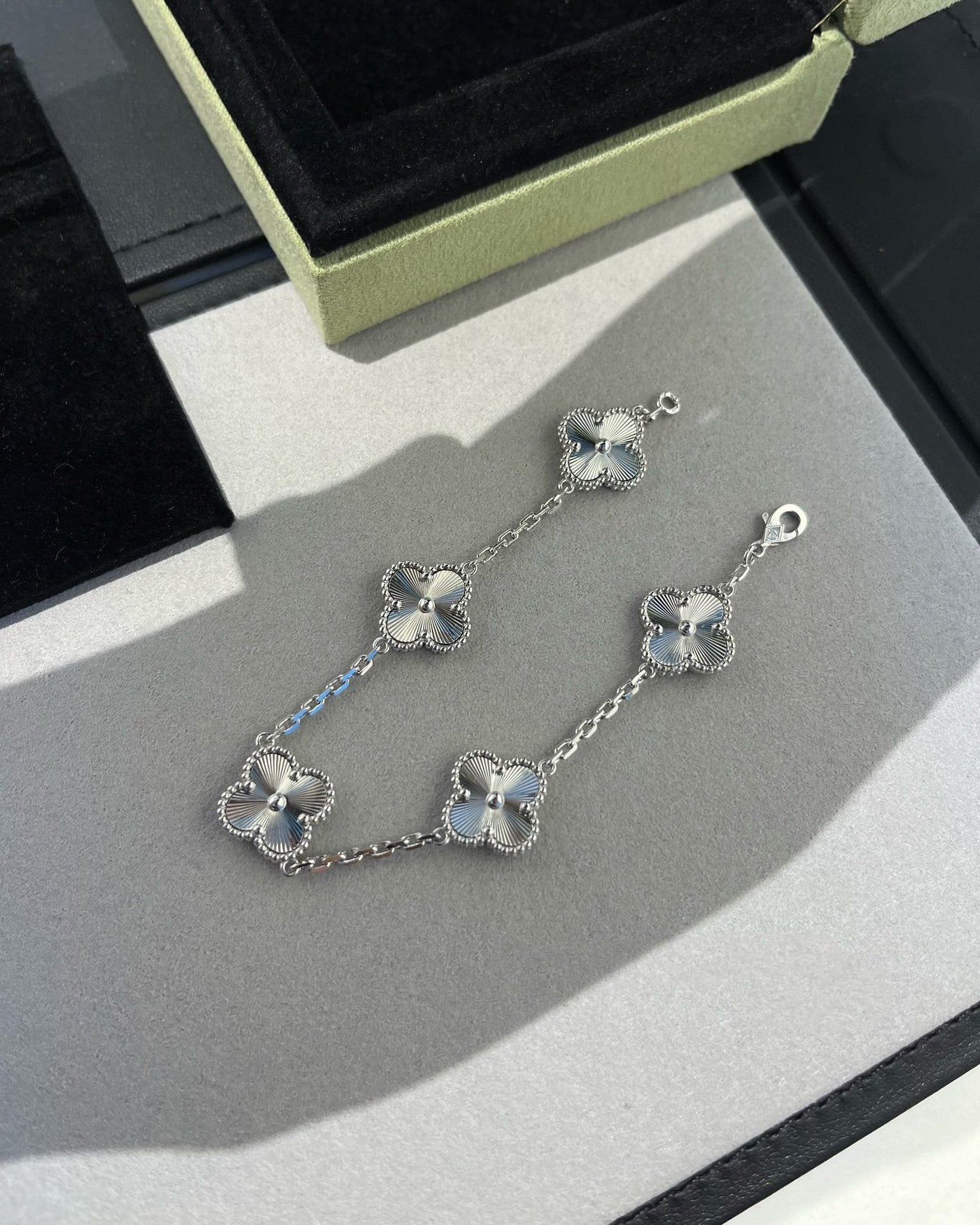 [Psychic Jewelrys]CLOVER SILVER 5 MOTIFS BRACELET